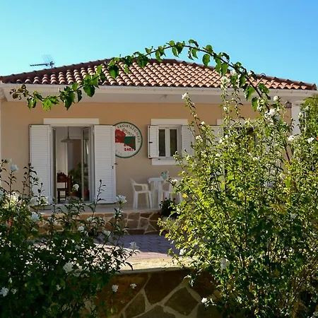 Apart-hotel Sakkatos